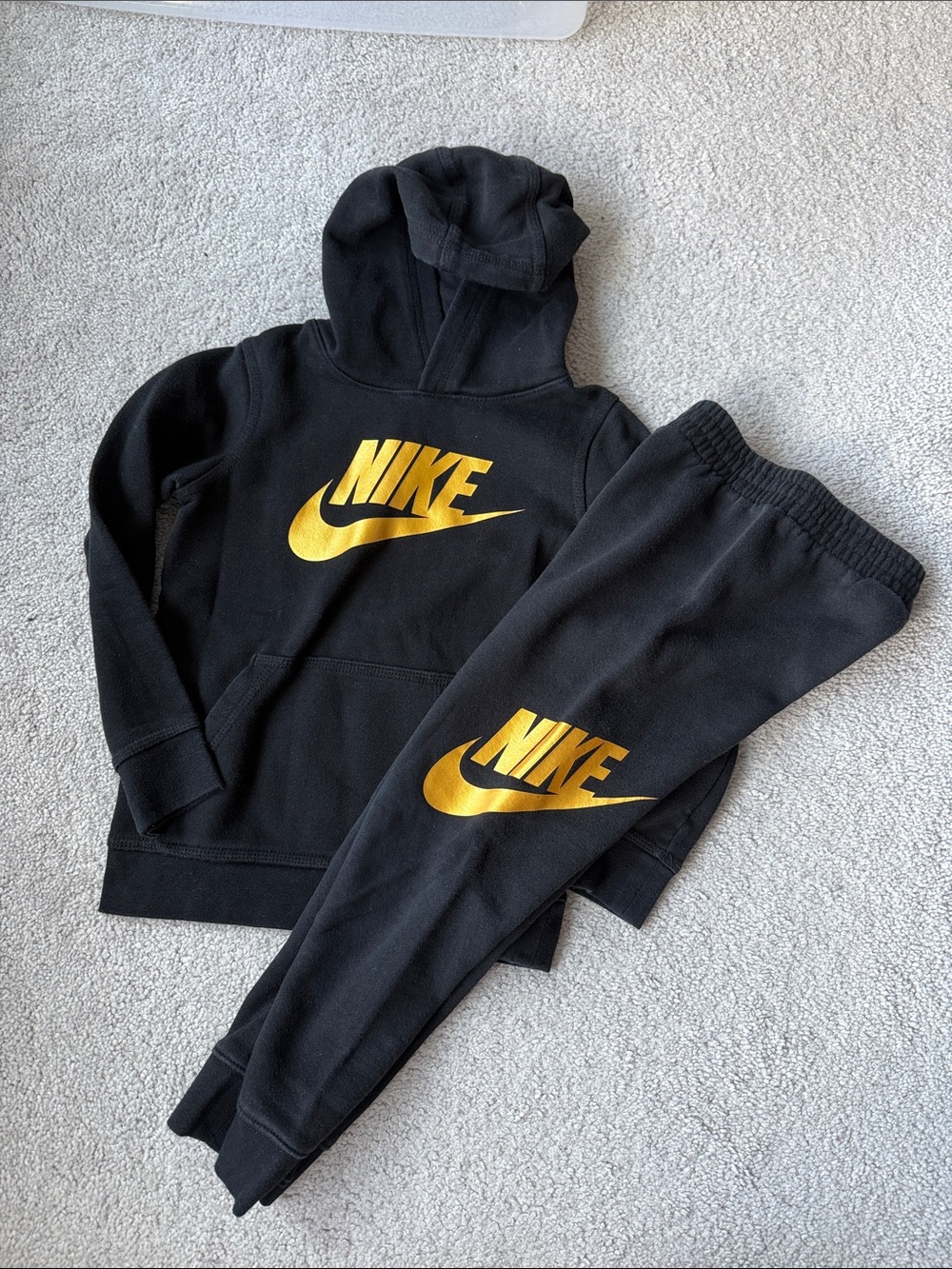 Kids Nike Sweatsuit
